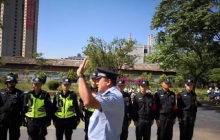    2018年5月16日北京軍友保安服務有限公司昆明分公司配合紅云派出所民警對昆明師專附小進行防震減災、暴力恐怖襲擊及法律常識培訓。